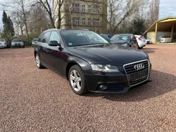 Schwarz Gebraucht 2011 Audi A4 Attraction Kombi | 5.250 € (Guter Preis)