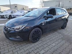 Schwarz Gebraucht 2016 Opel Astra Edition Kombi | 5.500 € (Guter Preis)