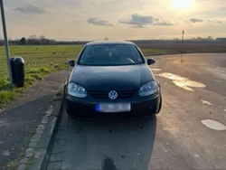 Gebraucht 2004 VW Golf IV Limousine | 2.000 € (Etwas zu teuer)