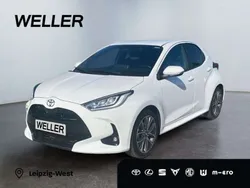 Weiss Gebraucht 2024 Toyota Yaris Hybrid Style Kleinwagen | 24.590 € (Superpreis)