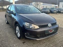 Grau Gebraucht 2015 VW Golf VII LOUNGE Limousine | 8.999 € (Guter Preis)