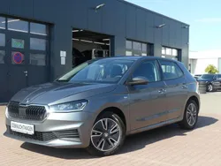 Grau Gebraucht 2023 Skoda Fabia Tour Limousine | 19.490 € (Etwas zu teuer)