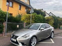 Silber Gebraucht 2013 Lexus IS300h Limousine | 18.990 € (Teuer)