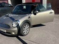 Beige Gebraucht 2010 Mini Cooper Cabriolet Cabrio | 4.350 € (Fairer Preis)