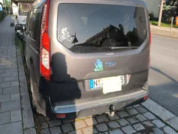 Braun Gebraucht 2017 Ford Tourneo Van / Kleinbus | 16.200 € (Guter Preis)