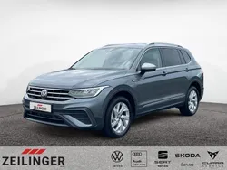 Grau Gebraucht 2024 VW Tiguan Allspace S SUV | 42.295 € (Guter Preis)