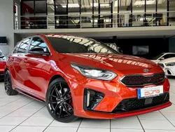 Orange Gebraucht 2022 Kia Ceed GT Limousine | 25.990 € (Fairer Preis)