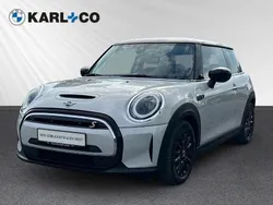 Silber Gebraucht 2022 Mini Cooper SE Classic Kleinwagen | 16.788 € (Guter Preis)