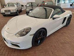 Pure white Gebraucht 2016 Porsche 718 Boxster Sport Cabrio | 47.650 € (Fairer Preis)