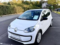 Candy weiß Gebraucht 2014 VW up! Cup Kleinwagen | 8.250 € (Etwas zu teuer)
