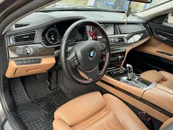 BMW 730