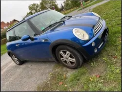 Blau Gebraucht 2006 Mini ONE Kleinwagen | 2.350 € (Fairer Preis)