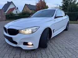 Weiß Gebraucht 2015 BMW 325 M Sport Limousine | 18.290 € (Teuer)