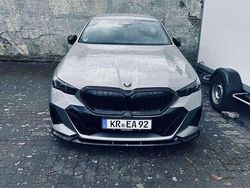 Gebraucht 2023 BMW 520 Limousine | 60.000 €