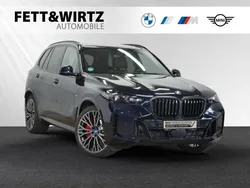 Carbonschwarz metallic Gebraucht 2025 BMW X5 M Sport SUV | 104.888 € (Fairer Preis)