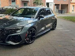 Grau Gebraucht 2023 Audi RS3 Ambiente Kleinwagen | 61.600 € (Fairer Preis)
