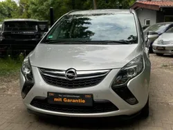 Silber Gebraucht 2015 Opel Zafira Tourer Van / Kleinbus | 8.990 € (Guter Preis)