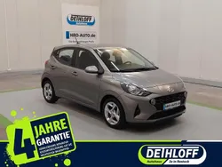 Grau Gebraucht 2023 Hyundai i10 Trend Kleinwagen | 15.650 € (Fairer Preis)