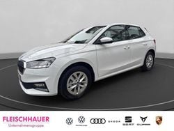 Weiß Neu 2025 Skoda Fabia Essence Limousine | 18.590 € (Fairer Preis)