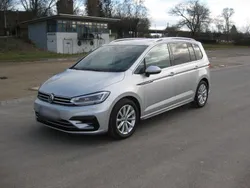 Silber Gebraucht 2019 VW Touran R-line Van / Kleinbus | 25.900 € (Guter Preis)