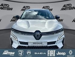 Weiss 369 + schwarz gne Neu 2025 Renault Megane E-Tech Komfort Limousine | 45.299 €