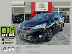 Black mica / ink Gebraucht 2015 Toyota Verso Skyview Edition Van / Kleinbus | 12.990 € (Teuer)