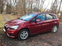 Rot Gebraucht 2016 BMW 218 Active Tourer Advantage Van / Kleinbus | 13.900 € (Fairer Preis)