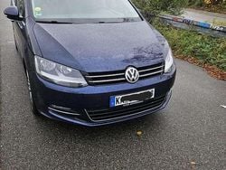Blau Gebraucht 2015 VW Sharan Highline Van / Kleinbus | 13.300 € (Superpreis)