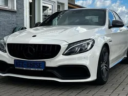Weiß Gebraucht 2016 Mercedes C63S AMG AMG Limousine | 47.500 € (Fairer Preis)