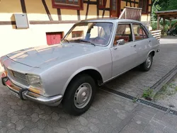Silber Gebraucht 1973 Peugeot 504 Limousine | 12.500 €