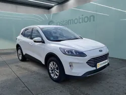Weiß Gebraucht 2022 Ford Kuga Titanium X SUV | 26.080 € (Fairer Preis)