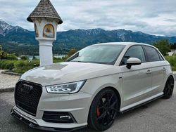 Grau Gebraucht 2016 Audi A1 Sportback Sport Kleinwagen | 13.650 €