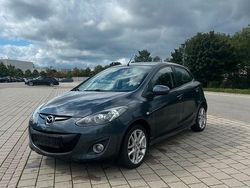 Grau Gebraucht 2012 Mazda 2 Inclusive Kleinwagen | 2.999 € (Fairer Preis)