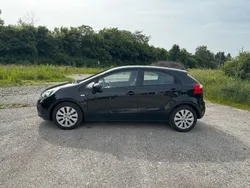 Schwarz Gebraucht 2013 Kia Rio Limousine | 5.500 € (Guter Preis)