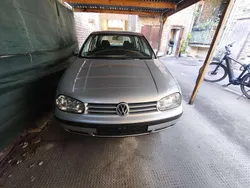 Silber Gebraucht 2002 VW Golf IV Edition Limousine | 2.200 € (Guter Preis)