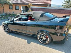Schwarz Gebraucht 2003 Opel Astra Cabriolet Cabrio | 7.399 €