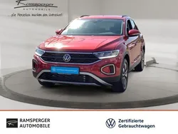 Rot (kings red metallic) Gebraucht 2024 VW T-Roc Move SUV | 29.990 € (Guter Preis)