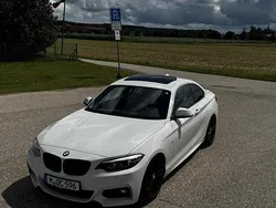 Weiß Gebraucht 2019 BMW 230 Coupé | 28.640 €