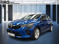 Blau Gebraucht 2024 Renault Clio V Evolution Limousine | 16.180 € (Guter Preis)