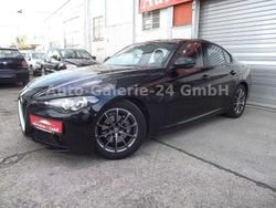Schwarz Gebraucht 2018 Alfa Romeo Giulia Super Limousine | 18.899 € (Superpreis)