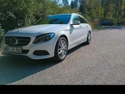 Weiß Gebraucht 2014 Mercedes C200 Kombi | 15.800 €