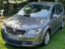 Grau Gebraucht 2008 VW Touran United Van / Kleinbus | 7.500 € (Fairer Preis)