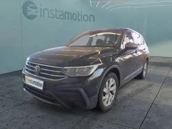 Schwarz Gebraucht 2021 VW Tiguan Life SUV | 28.033 € (Etwas zu teuer)