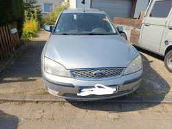 Silber Gebraucht 2005 Ford Mondeo Ghia Limousine | 999 € (Fairer Preis)