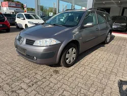 Grau Gebraucht 2006 Renault Mégane II Avantage Limousine | 1.400 € (Guter Preis)