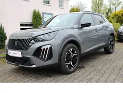 Grau Gebraucht 2024 Peugeot 2008 GT SUV | 22.990 € (Etwas zu teuer)