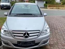 Silber Gebraucht 2010 Mercedes B180 Van / Kleinbus | 4.000 € (Guter Preis)