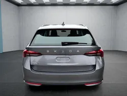 Grau Neu 2025 Skoda Octavia Kombi | 33.349 € (Guter Preis)