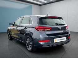 Grau Gebraucht 2021 Hyundai i30 Limousine | 15.899 € (Fairer Preis)