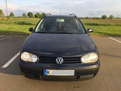 Blau Gebraucht 2001 VW Golf IV Kombi | 1.899 € (Etwas zu teuer)